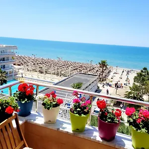 Sea View New Apartament