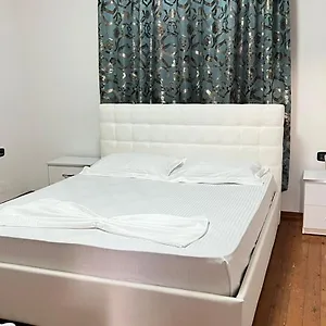 Nadir Bej Holiday Haus Apartament