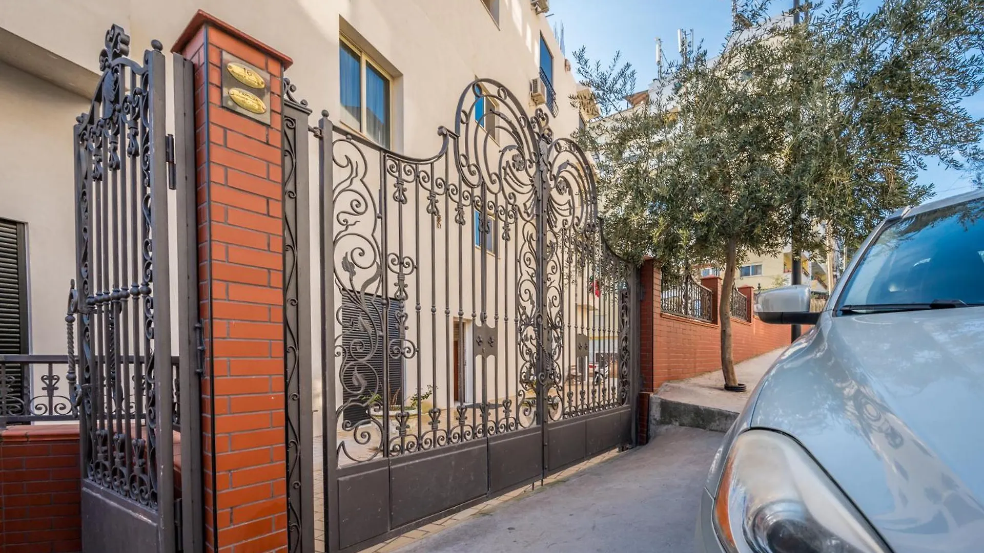 Villa Olympia location